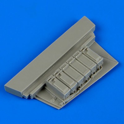 QuickBoost QB72445 F-15C Eagle electronic boxes 1/72