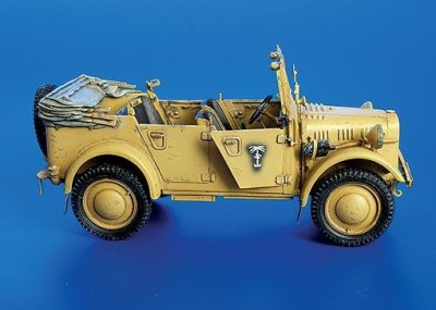 Plus model 208 German light car Kfz.1 1:35