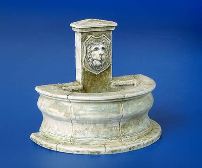 Plus model 4028 Round fountain 1:48