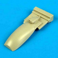 QuickBoost QB72258 Spitfire Mk. IX engine cover with radiator 1/72
