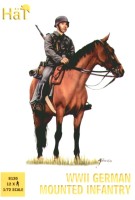 HAT 8120 German (WWII) mounted infantry on horseback x 12 1/72