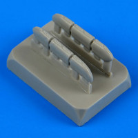 QuickBoost QB72442 Hurricane Mk. I early exhaust 1/72