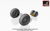 Armory ARAW72034 Sukhoi Su-27K / Su-33 wheels with weighted tires/tyres, front mudguard - Su-27K/KUB, Su-33, Su-47 "Berkut" 1/72