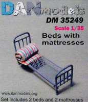 Dan models DM 35249 кровать армейская и матрац 1/35