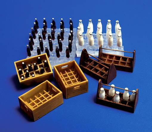 Plus model 221 Milk bottles and crates 1:35