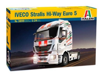 Italeri 03899 IVECO Stralis Hi-Way 1/24