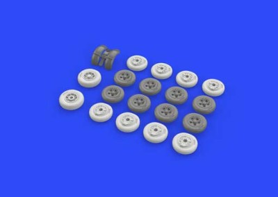 Eduard 672143 Victor wheels 1/72