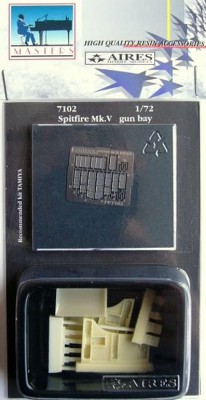 Aires 7102 Supermarine Spitfire Mk. Vb gun bay 1/72