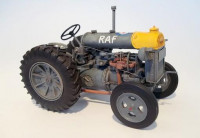 Plus model 448 Fordson N big 1:35