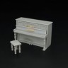 Hauler HLU35094 Piano 1/35