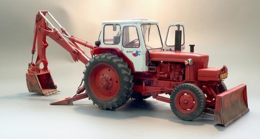 Plus model 338 Soviet earthmover Belorus 1:35