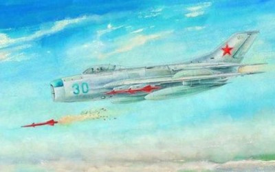 Trumpeter 02804 Самолёт МИГ-19PM Famer E 1/48