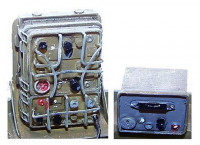 Plus model EL022 U.S. wireless station - WWII 1:35