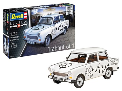 Revell 07713 Trabant 601S Builders Choice 1/24