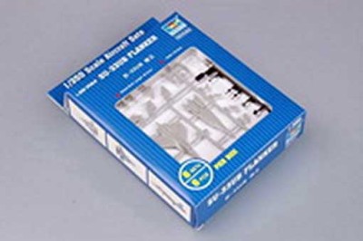 Trumpeter 06230 Su-33UB FLANKER 1/350