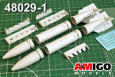Amigo Models AМG 48029-1 Су-24М, Су-34 подвесной топливный бак ПТБ-3000 1/48