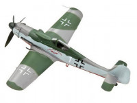 Revell 00404 Германский самолёт "Focke Wulf FW190D-9 Dora" 1/72