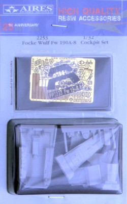 Aires 2253 Fw 190A-8 cockpit set (HAS) 1/32