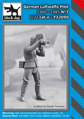 Black Dog F32090 German Luftwaffe pilot 1940-45 No.7 (1 fig.) 1/32