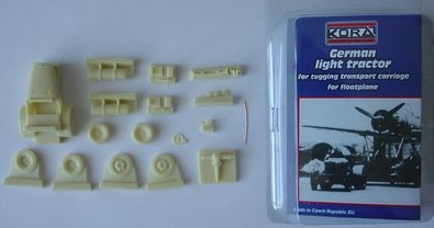 Kora Model C7216 German light tractor for floatplanes 1/72