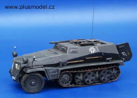 Plus model 112 Sd. Kfz 253 Beobachtungskraftwagen Conv. Set 1:35