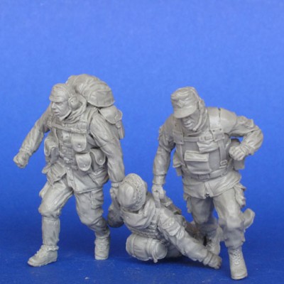 Master Club MCF35221 Современные Немецкие солдаты. 3 фигуры 1/35