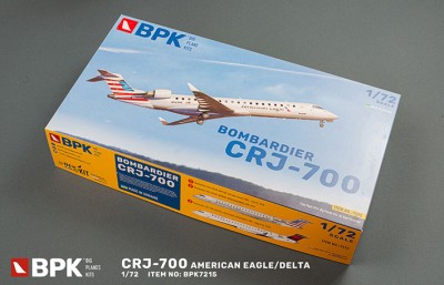 Big Planes Kits 7215 Bombardier CRJ-700 American Eagle 1\72