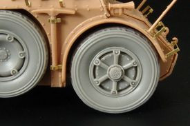 Hauler HLX48263 AUTOBLINDA AB41 WHEELS 1/48