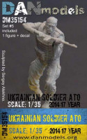 Dan Models 35154 2014-2017 Украина. АТО. Украинський солдат набор №5 - 1 фигура (смола) + шеврони (декаль) 1/35