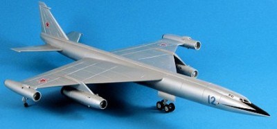 Anigrand ANIG4002 Myasishchev M-50 Bounder 1/144