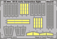 Eduard 32693 AV-8 early formation light