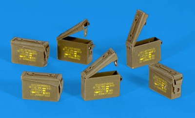 Plus model 317 U. S. ammunition boxes cal. 7,62 1:35