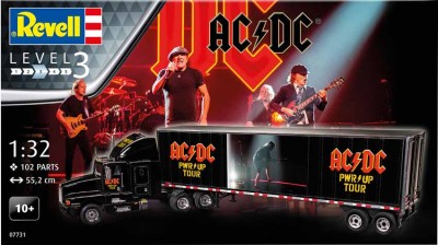 Revell 07731 50 Years of AC/DC AC/DC Tour Truck &quot;PWR UP&quot; 1/32
