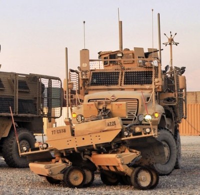 Voyager Model BR35235 US M1235A1 MAXXPRO Dash DXM Lenses and taillights (PANDA PH35032) 1/35