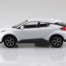 Aoshima 56349 Toyota C-HR(White Pearl Crystal Shine), SNAP KIT (сборка без клея) 1/32