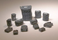 Plus model 425 U. S. Waterproof bags 1:35