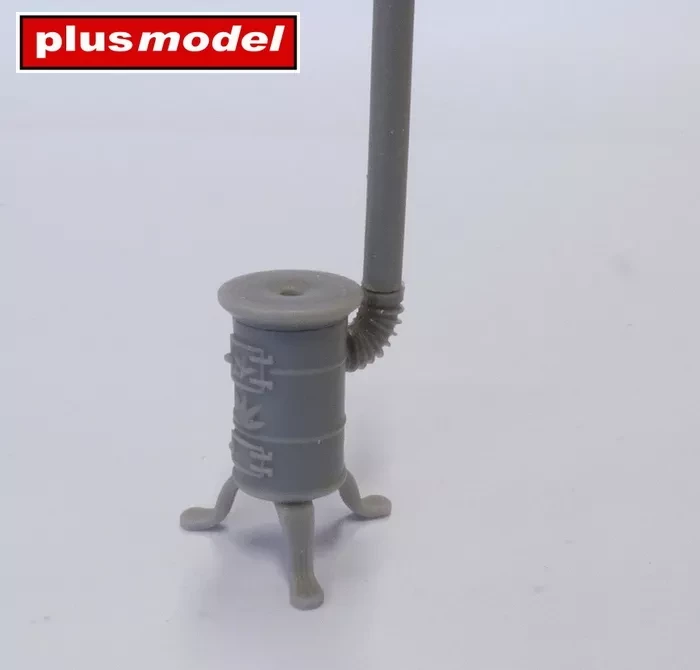 Plusmodel EL072 Small round stove EASY LINE 1/35