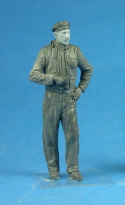 Copper State Models F32-037 Naval mechanic with wrench 1/32