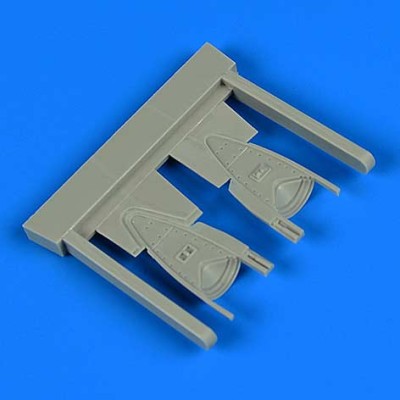 QuickBoost QB48811 Su-17/22 M3/M4 Fitter-K parachute container 1/48