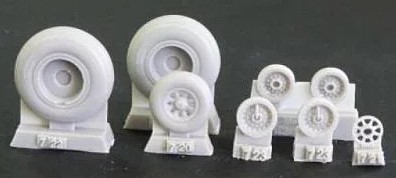Plusmodel AL7067 B-24 Liberator wheels - grooved pattern 1/72