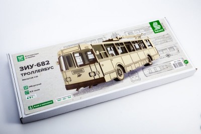 Baumi 11104 ЗИУ-682 троллейбус (клей в комплекте) 1/35