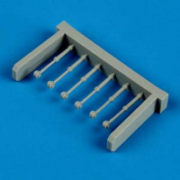 QuickBoost QB72416 F-102A Delta Dagger bomb bay covers pistons 1/72