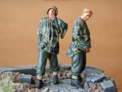 CMK F35033 German Infantry at Rest (2 fig. ) 1/35