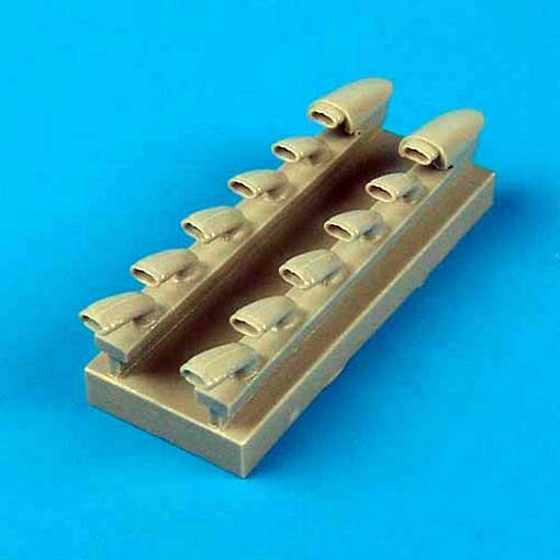QuickBoost QB32076 Ju 87D-1/D-3 early exhaust 1/32
