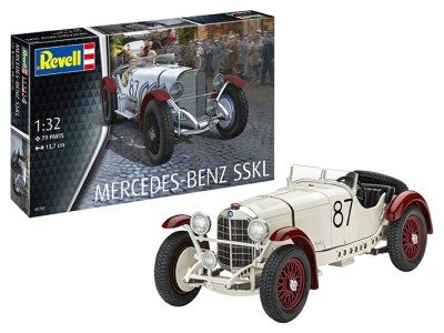 Revell 07737 Mercedes-Benz SSKL 1/32