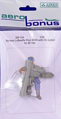 Aerobonus 320124 Luftwaffe Pilot WWII w/ life jacket Bf 109 1/32