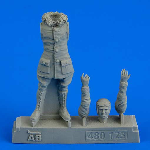 Aerobonus 480123 German and Austro-Hungarian Fighter Pilot WWI. (1914-1918) 1/48