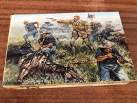 Waterloo 1815 AP003 General Custer and his 7th Cavalry soldiers 1/72
