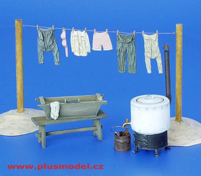 Plus model 153 Field Laundry 1:35