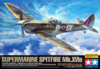 Tamiya 60321 Supermarine Spitfire Mk.XVIe, с набором фототравления, 2 фигурами пилотов и подставкой 1/32